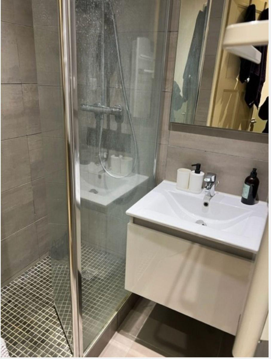 
                                                Location
                                                 Appartement meublé à louer