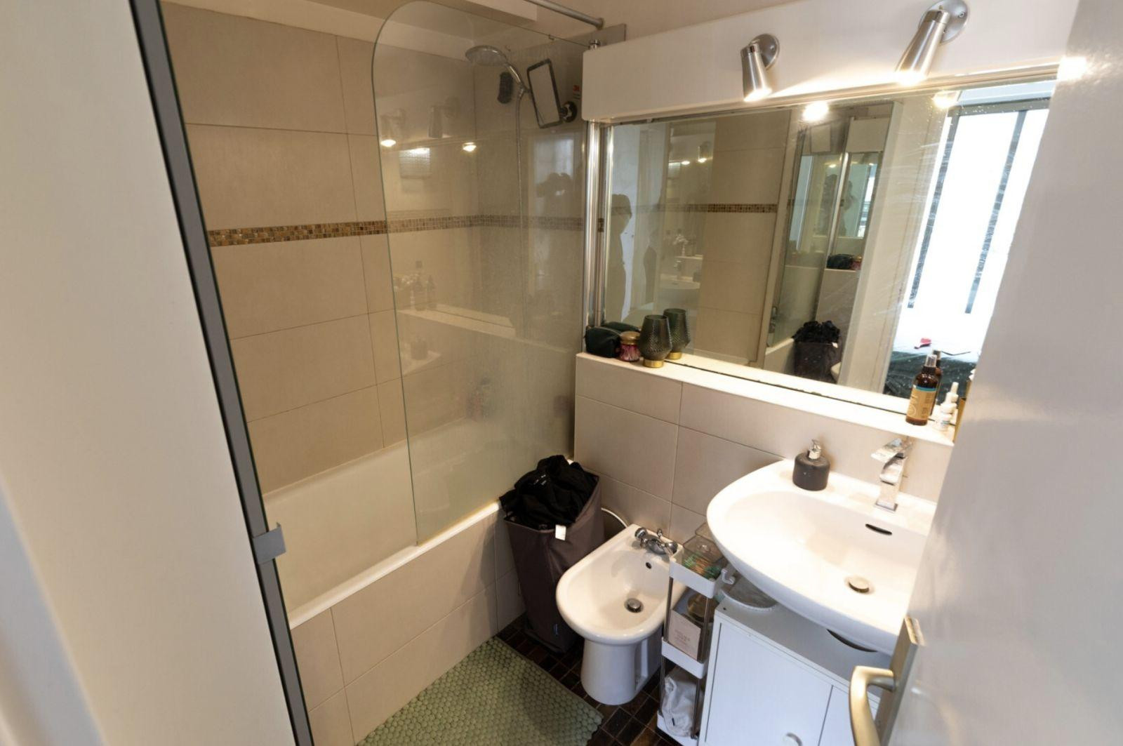 
                                                Location
                                                 Appartement meublé à louer