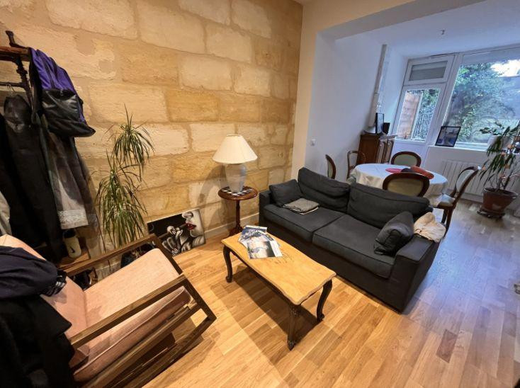 
                                                Location
                                                 Appartement meublé à louer