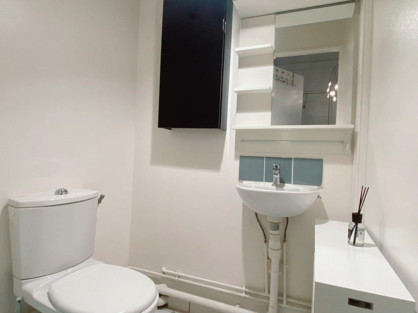
                                                Location
                                                 Appartement meublé à louer