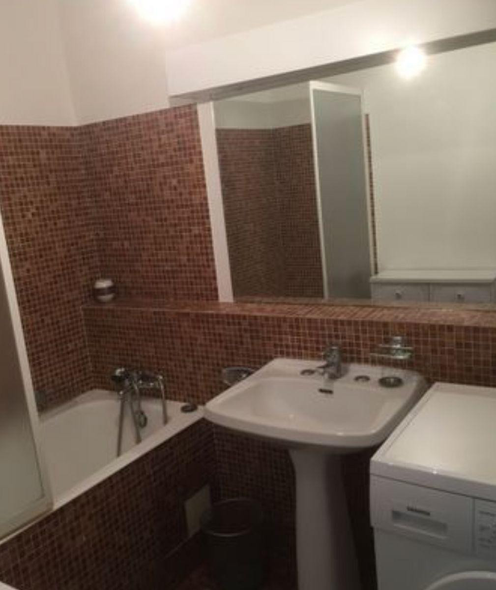 
                                                Location
                                                 Appartement meublé à louer