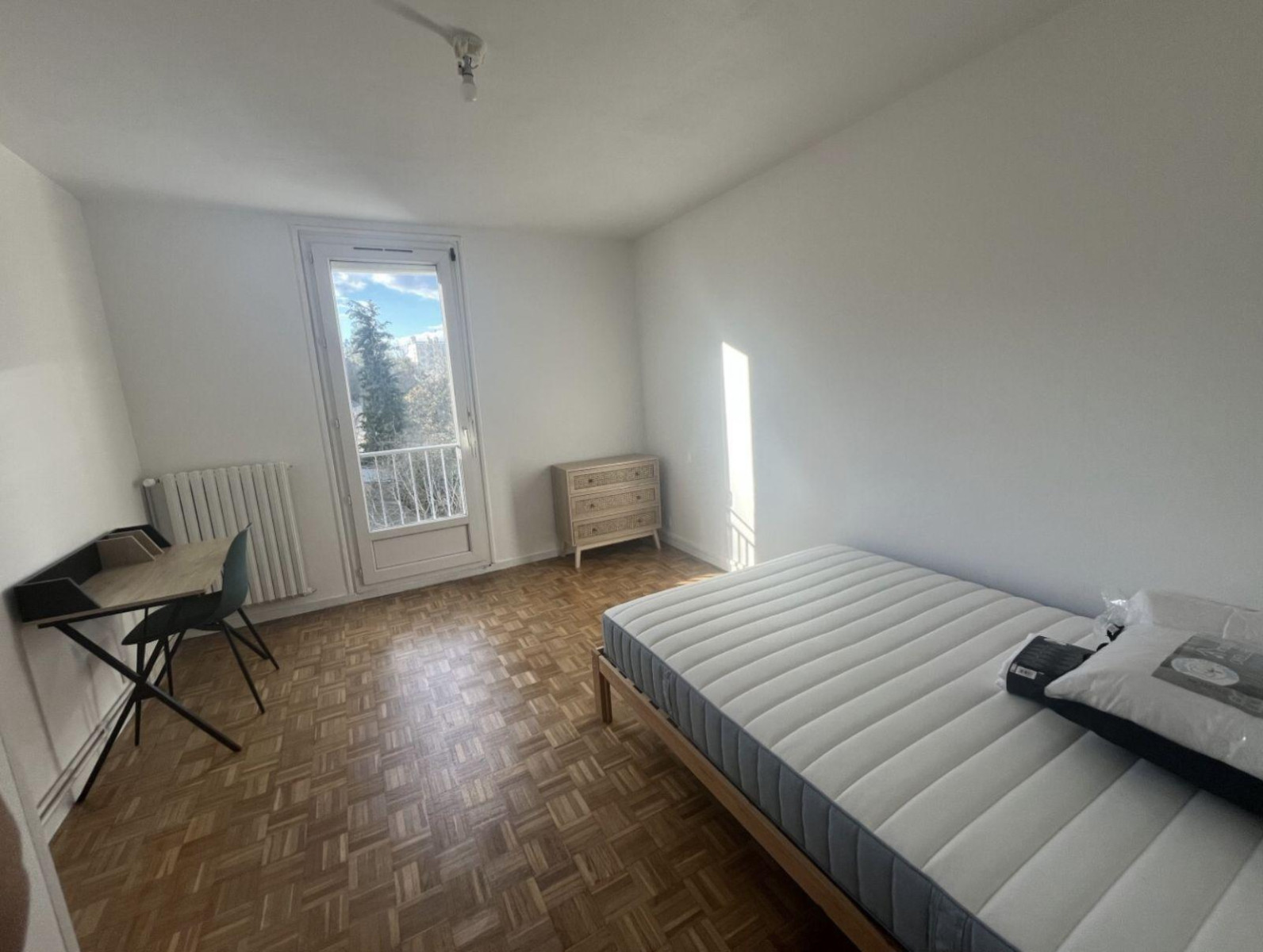 
                                                Location
                                                 Appartement meublé à louer