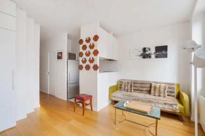 
                                                Location
                                                 Appartement meublé à louer