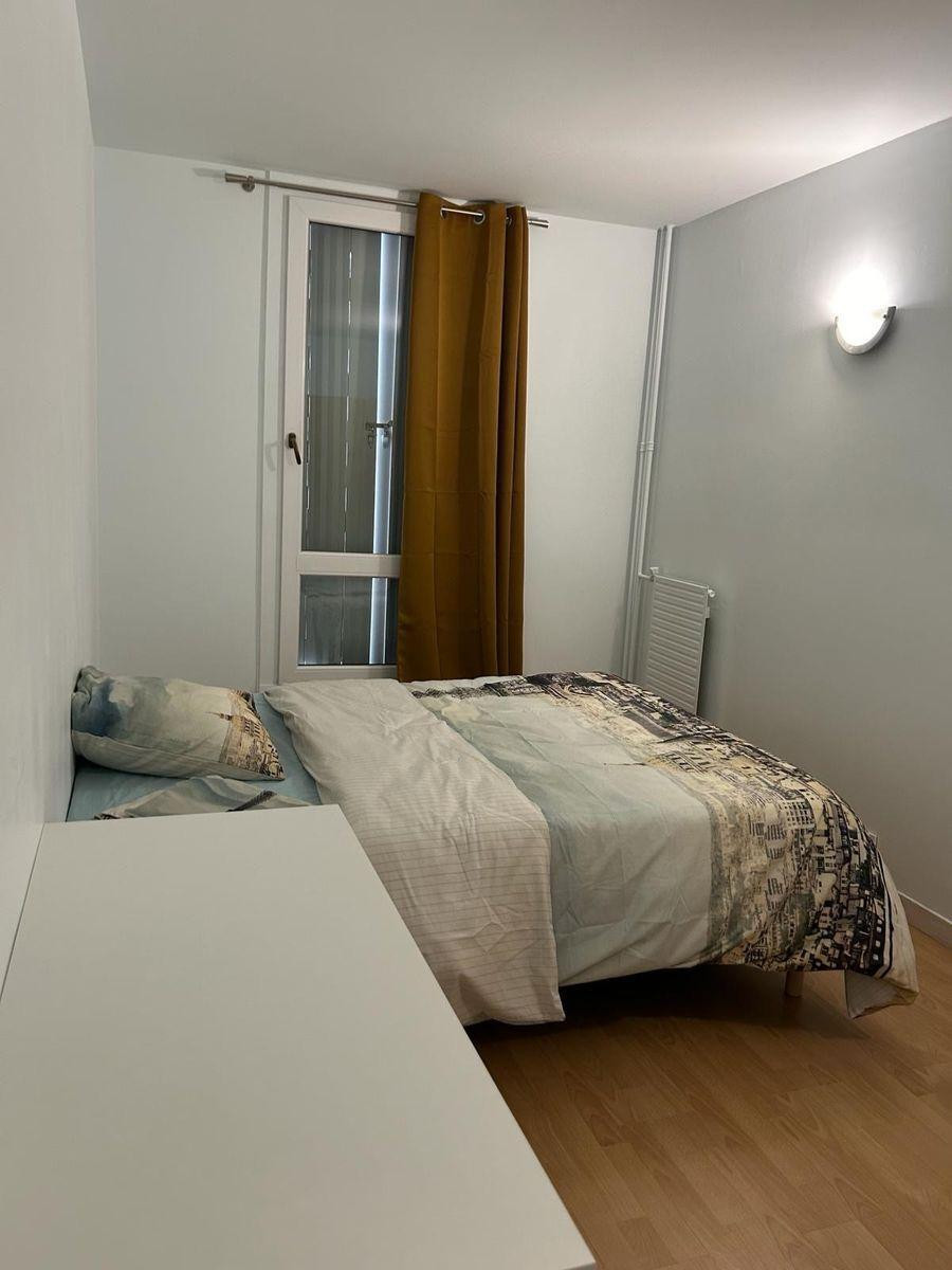 
                                                Colocation
                                                 Appartement meublé à louer