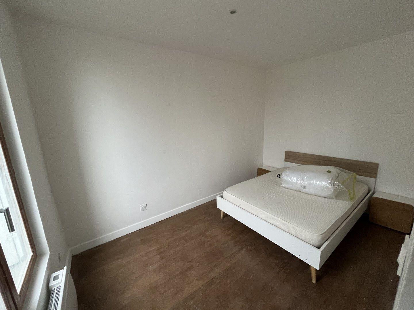 
                                                Location
                                                 Appartement meublé à louer