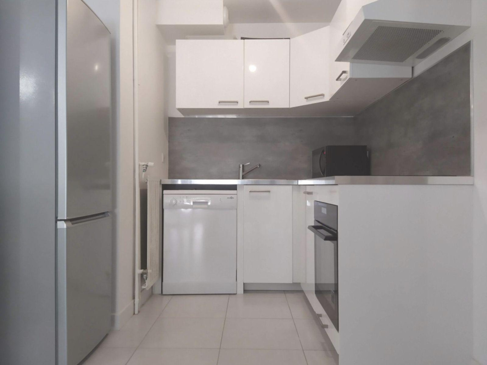 
                                                Location
                                                 Appartement meublé à louer