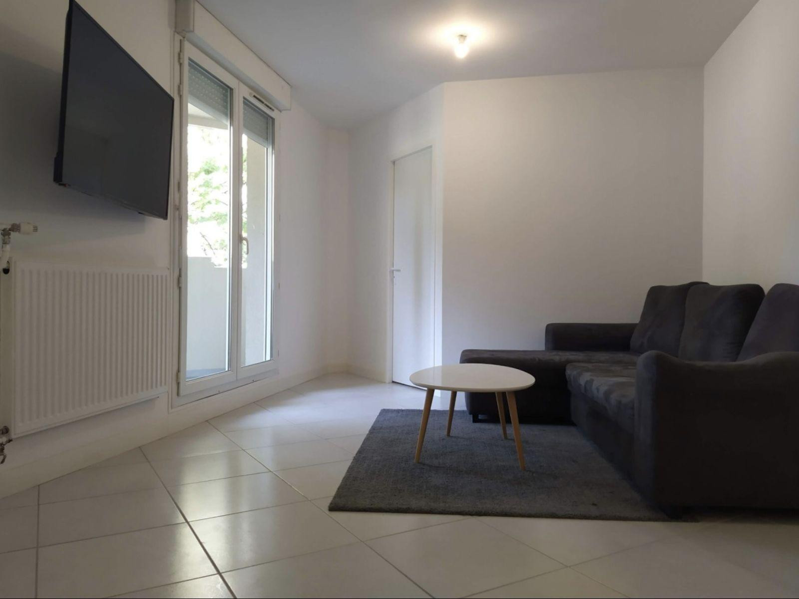 
                                                Location
                                                 Appartement meublé à louer