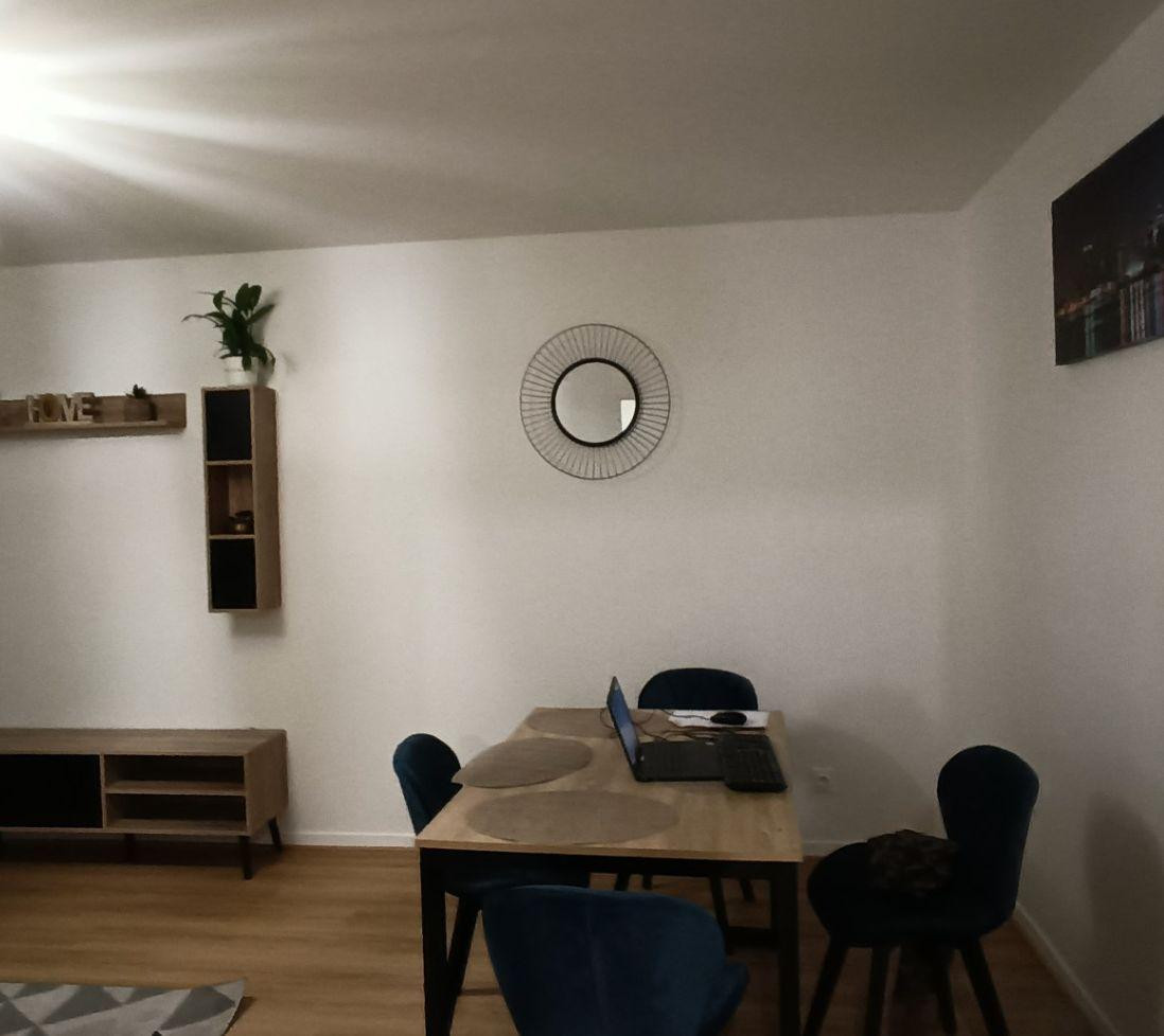 
                                                Location
                                                 Appartement meublé à louer