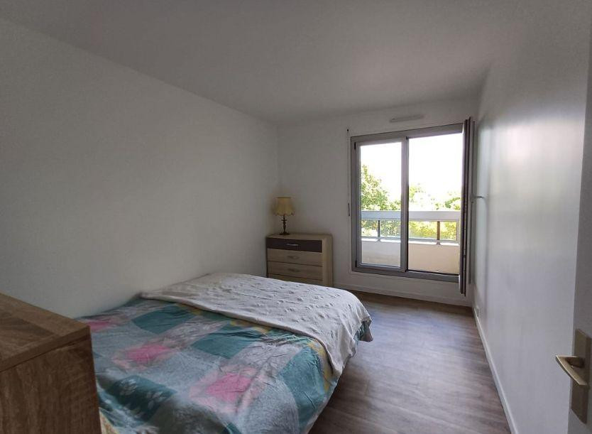 
                                                Location
                                                 Appartement meublé à louer à Issy-Les-Moulineaux
