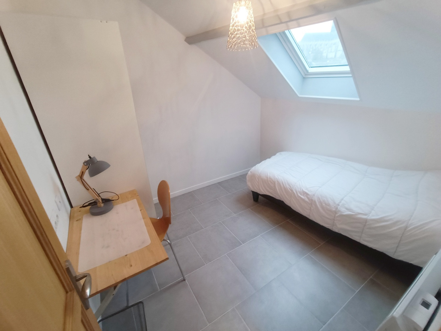 
                                                Location
                                                 Appartement meublé avec 2 coins nuit