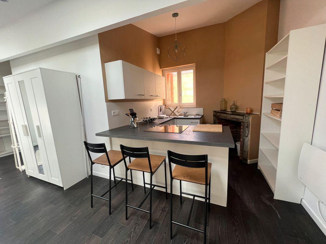 
                                                Location
                                                 Appartement meublé Bordeaux