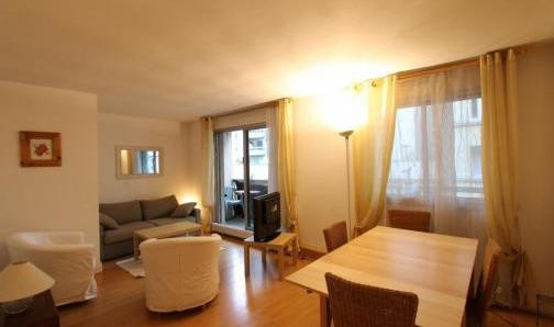 
                                                Location
                                                 Appartement meublé de 2 pièces, 32 mètres carré.