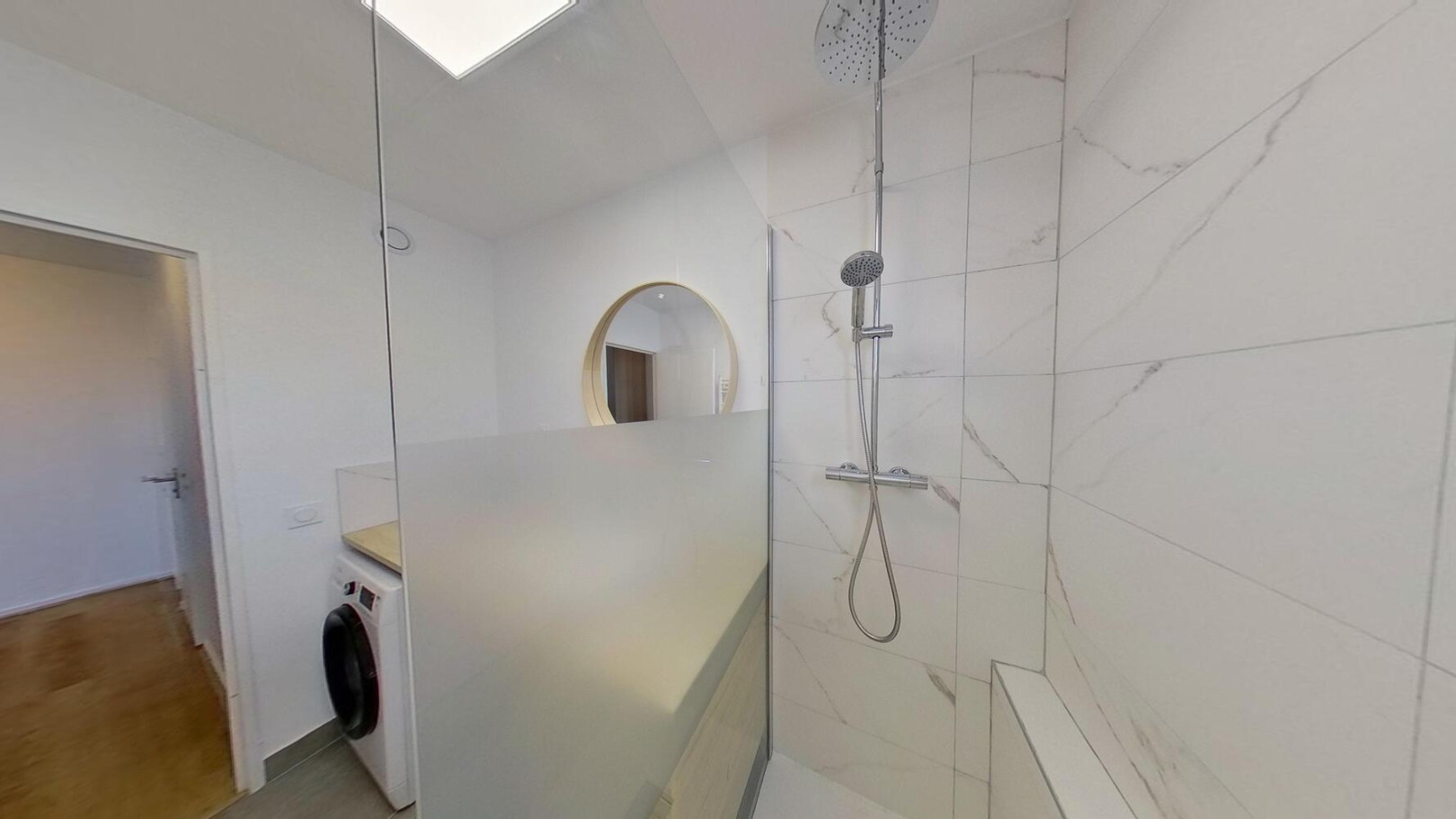 
                                                Colocation
                                                 Appartement meublé en colocation