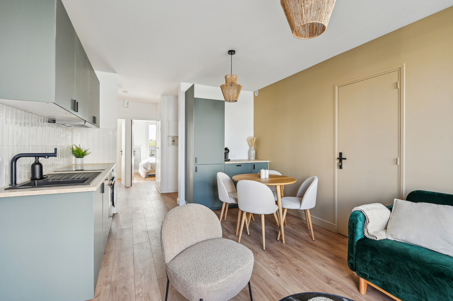 
                                                Colocation
                                                 Appartement meublé en colocation
