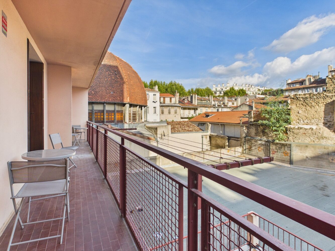 
                                                Colocation
                                                 Appartement meublé en colocation