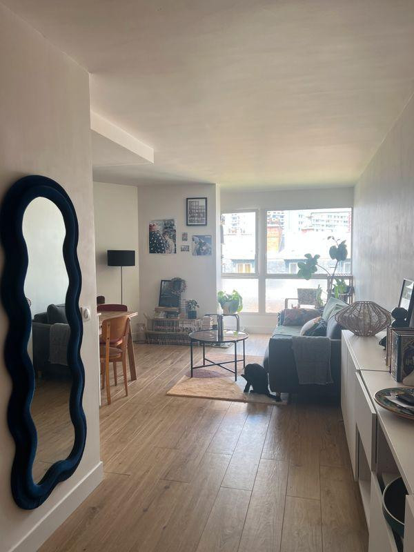 
                                                Location
                                                 Appartement meublé et rénové 50m² - Beaugrenelle