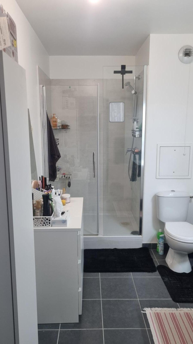 
                                                Location
                                                 Appartement meublé F2 à Cergy