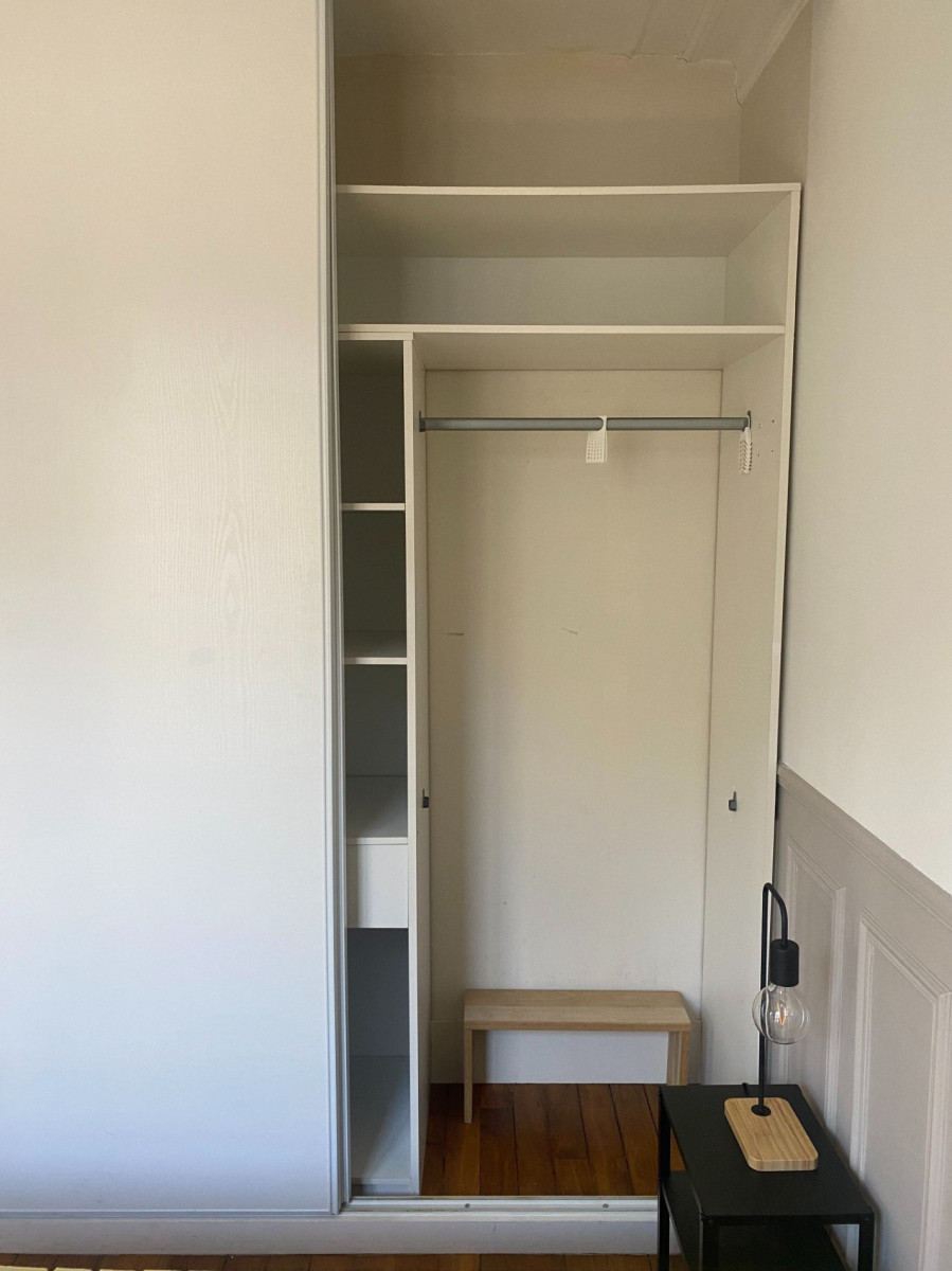 
                                                Location
                                                 Appartement meublé  Lamarck Caulaincourt