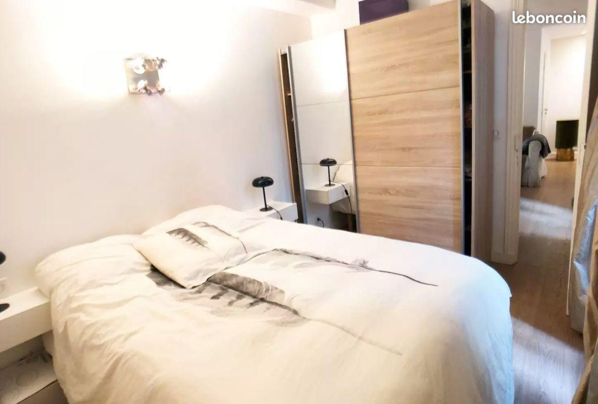 
                                                Location
                                                 Appartement meublé Paris 14