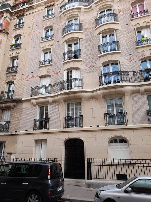 
                                                Location
                                                 Appartement meublé Paris 15e, T2