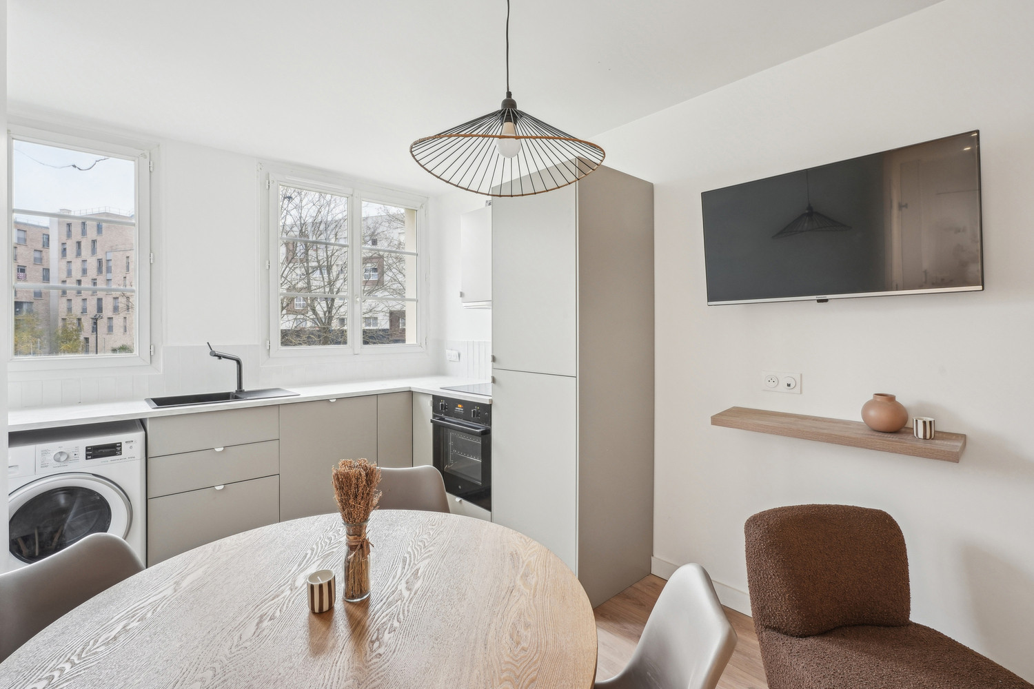 
                                                Colocation
                                                 Appartement meublé Proche La Défense