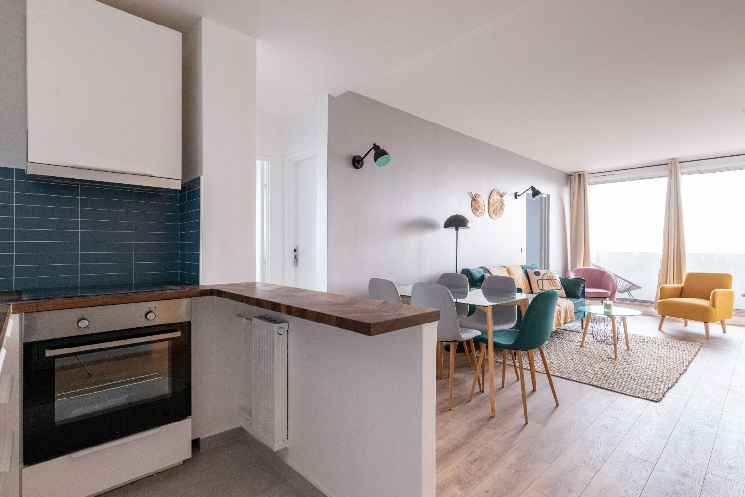 
                                                Colocation
                                                 Appartement meublé proche M 13 et ligne J