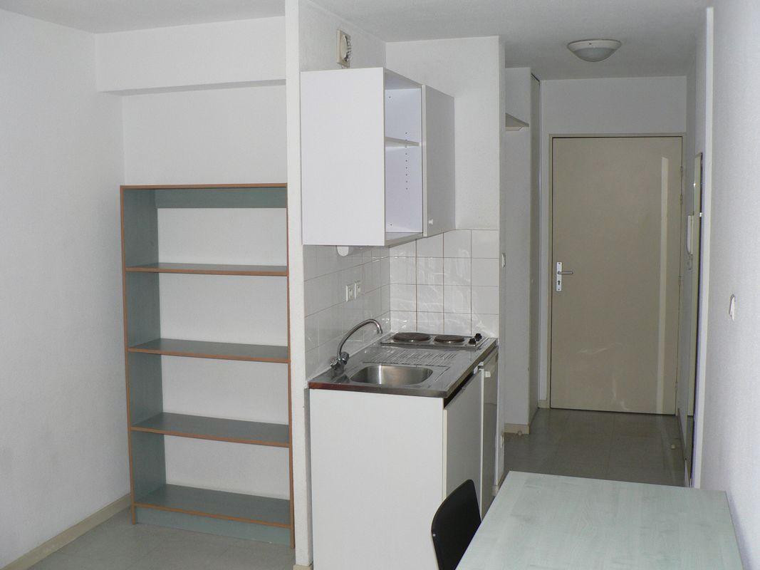 
                                                Location
                                                 Appartement meublé studio 19m²