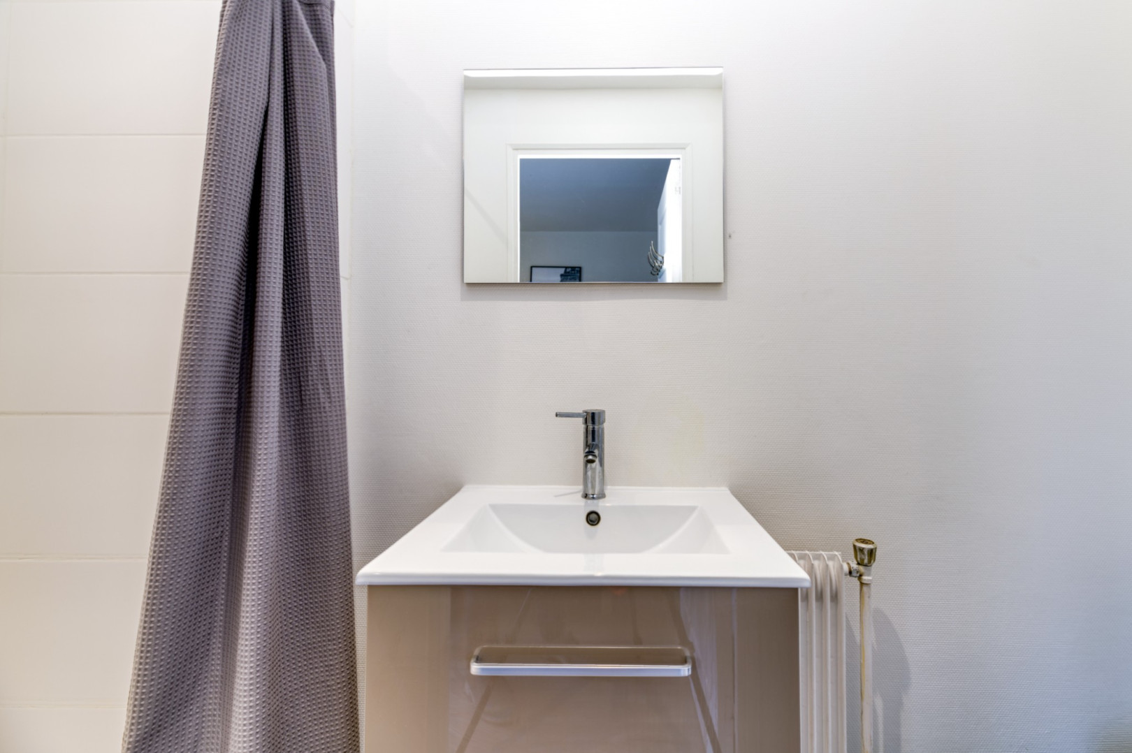 
                                                Location
                                                 Appartement meublé T1 15.64m² à Grenoble