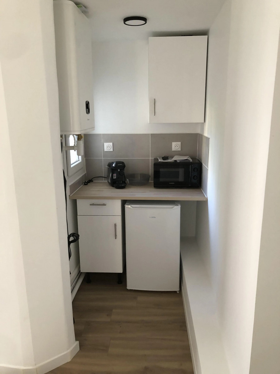 
                                                Location
                                                 Appartement meublé T1 15.95m² à Joué-lès-Tours