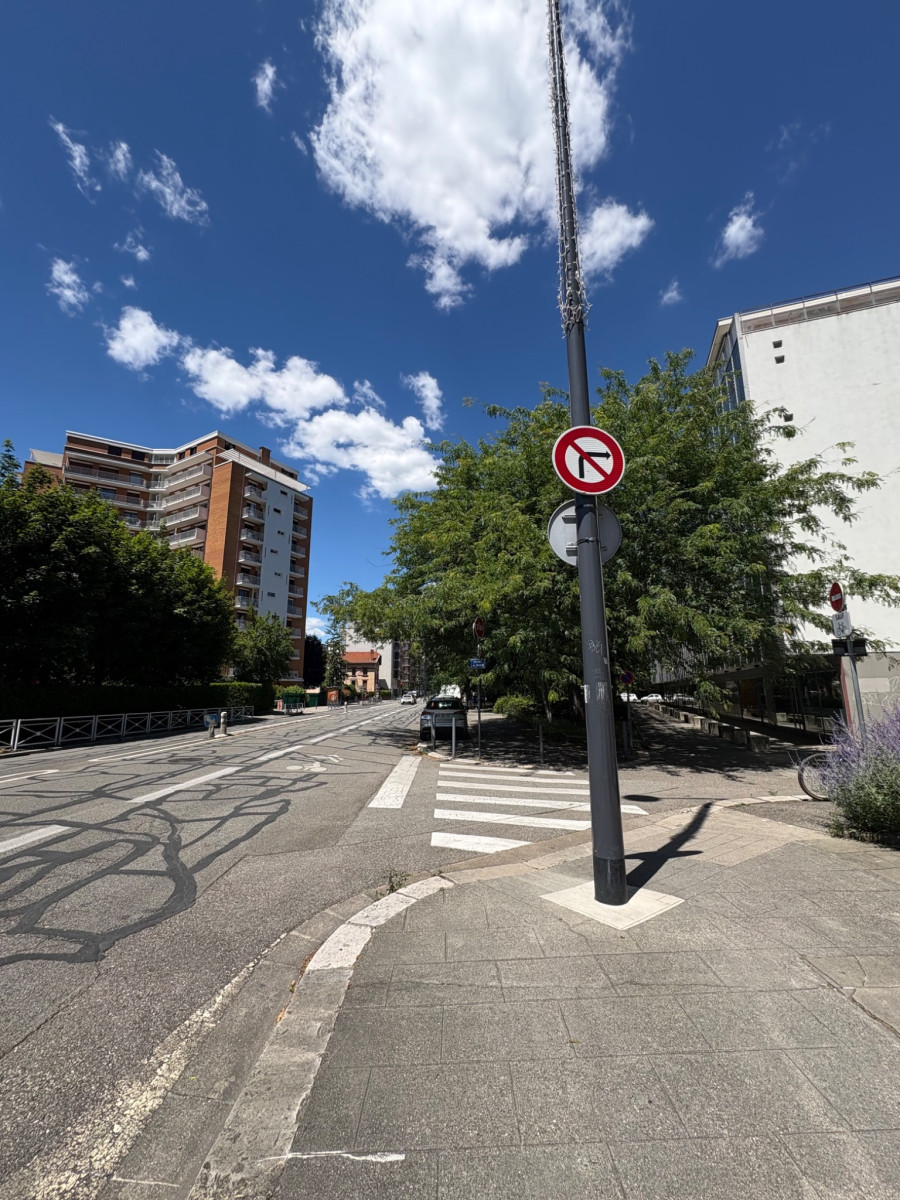
                                                Location
                                                 Appartement meublé T1 17.8m² à Grenoble