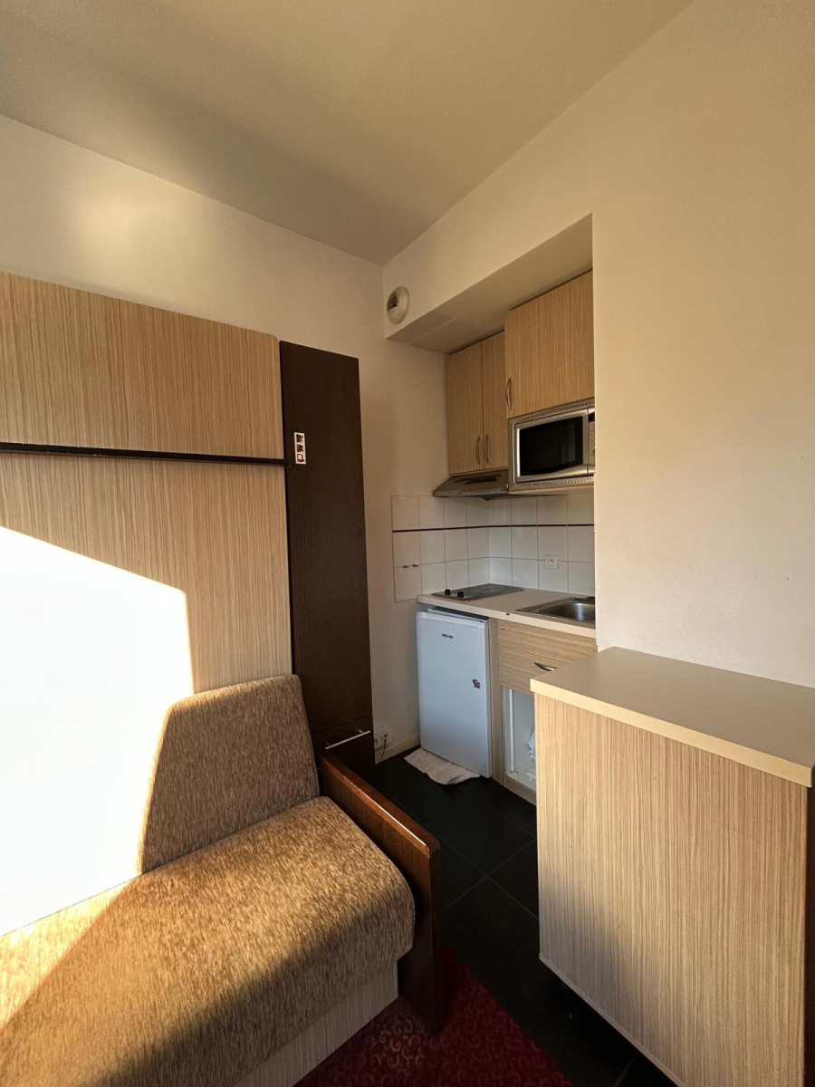 
                                                Location
                                                 Appartement meublé T1 18.88m² à Grenoble