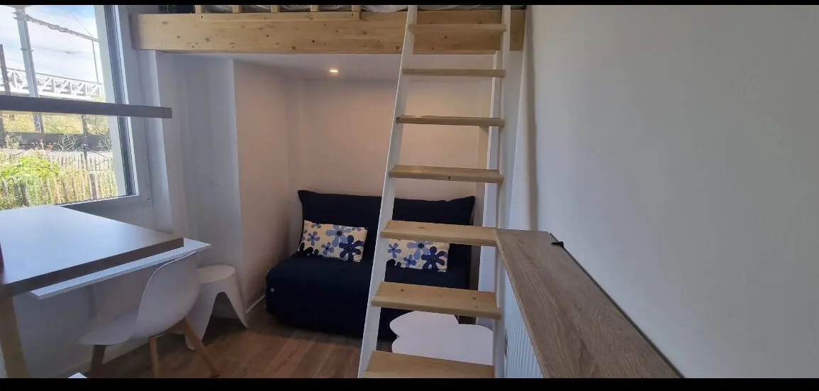 
                                                Location
                                                 Appartement meublé T1 18.97m² à Bordeaux