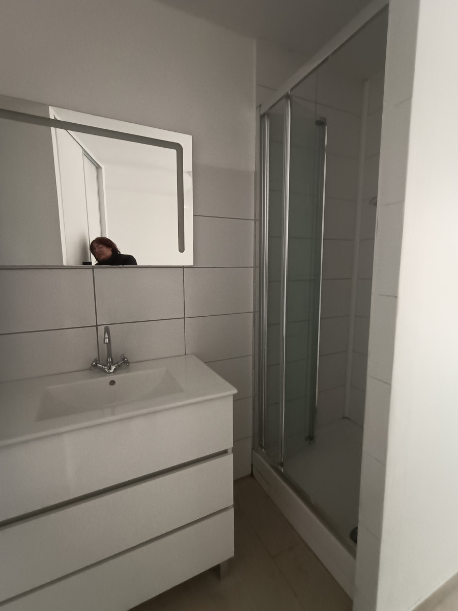 
                                                Location
                                                 Appartement meublé T1 24.54m² à Sarlat-la-Canéda