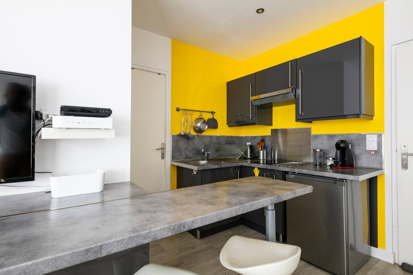 
                                                Location
                                                 Appartement meublé T1 27.3m² à Grenoble