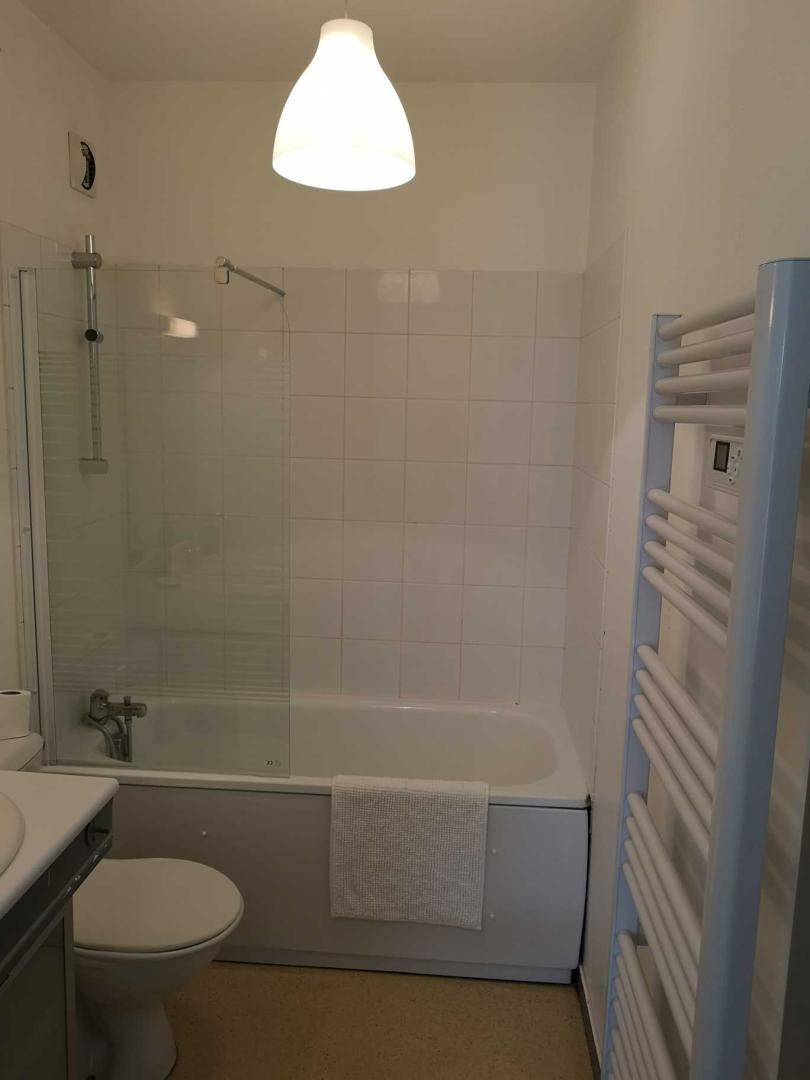 
                                                Location
                                                 Appartement meublé T1 28m² à Pessac