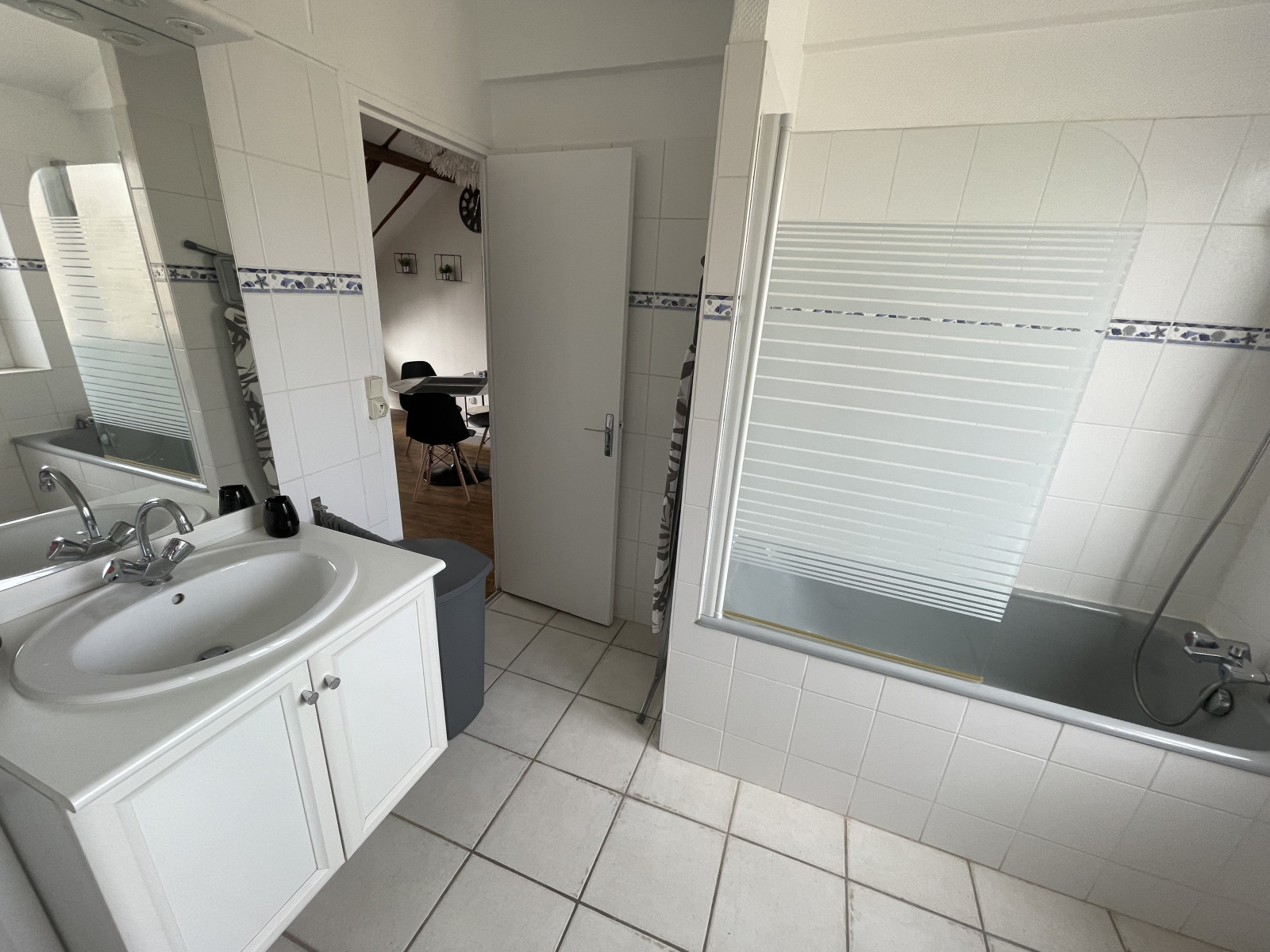 
                                                Location
                                                 Appartement meublé T1 29.86m² à Tours