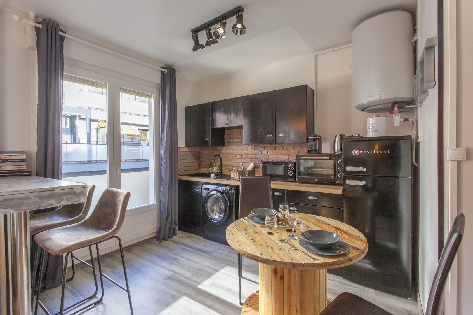 
                                                Location
                                                 Appartement meublé T1 30m² à Grenoble