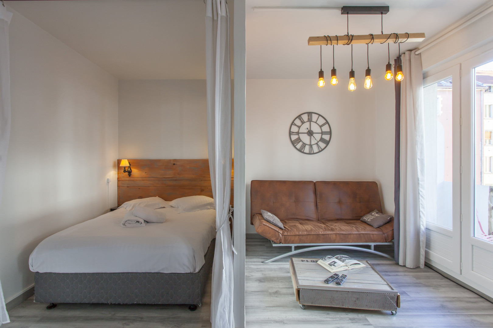 
                                                Location
                                                 Appartement meublé T1 30m² à Grenoble