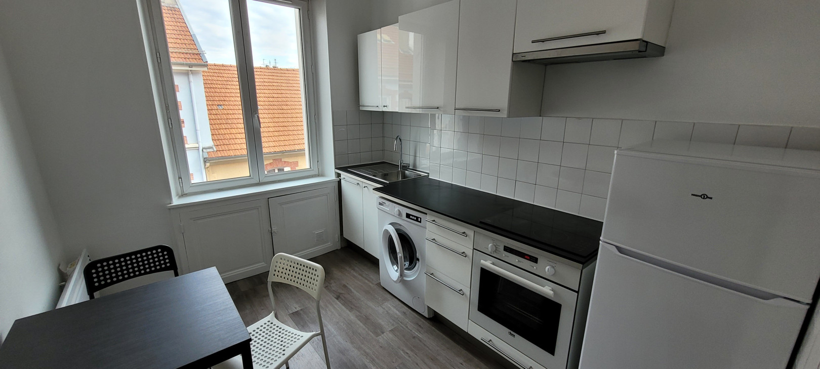 
                                                Location
                                                 Appartement meublé T1 31.3m² à Grenoble