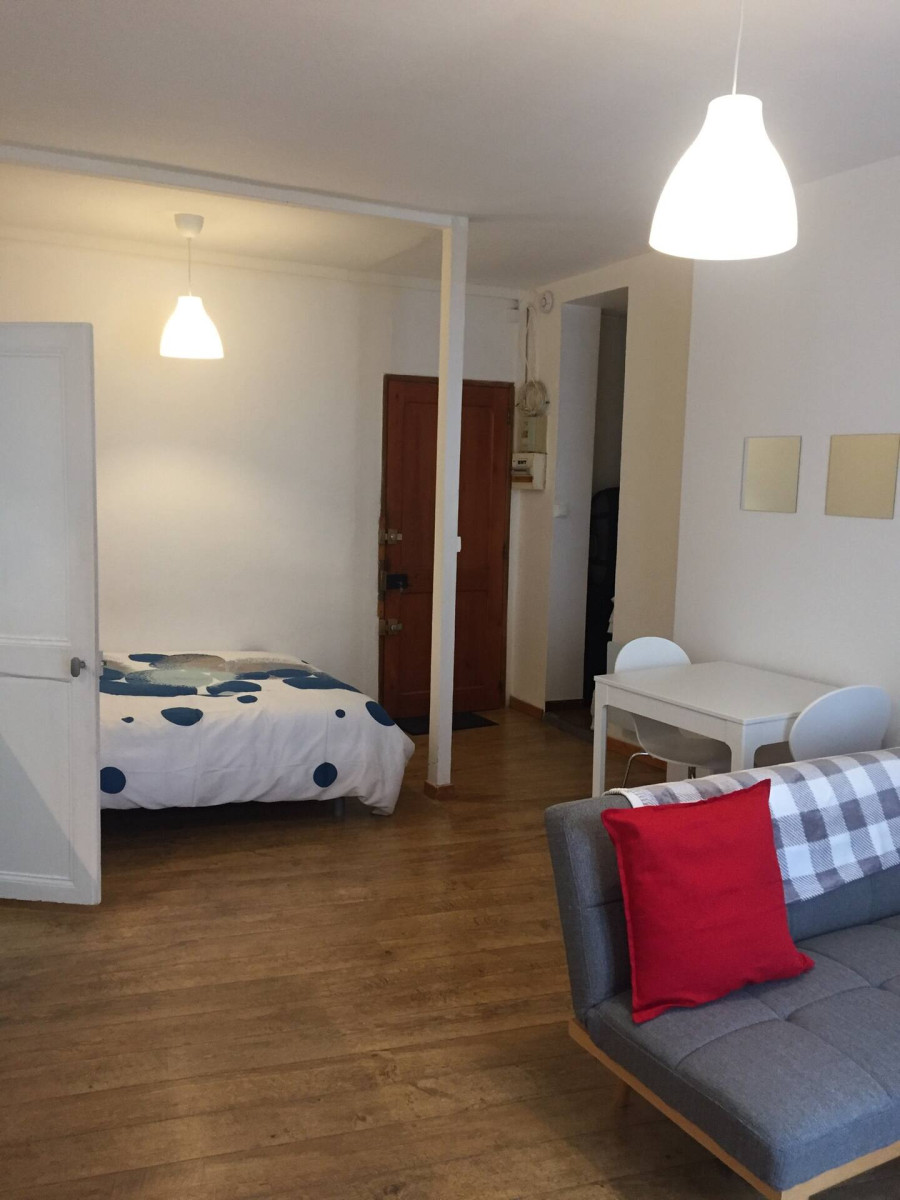 
                                                Location
                                                 Appartement meublé T1 31m² à Grenoble