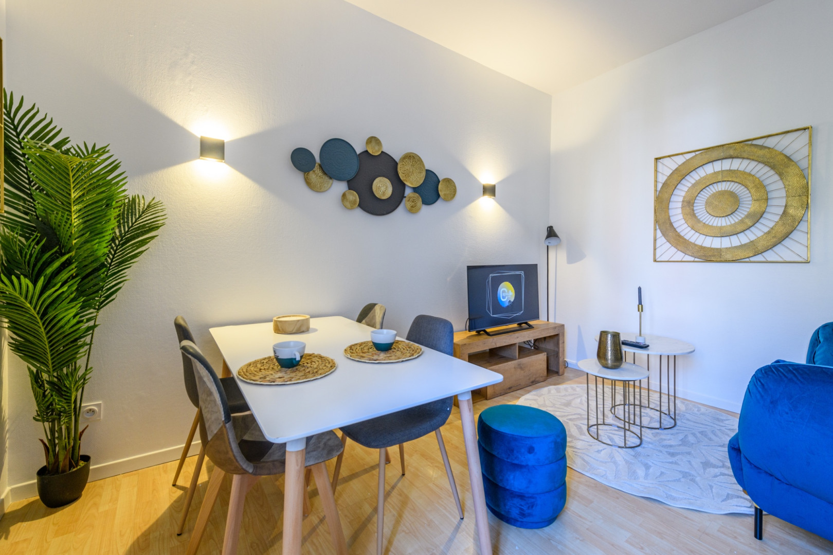 
                                                Location
                                                 Appartement meublé T2 25.22m² à GRENOBLE