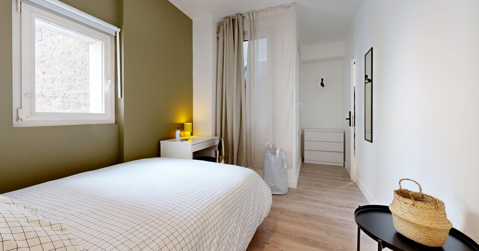 
                                                Location
                                                 Appartement meublé T2 25m² à Rennes