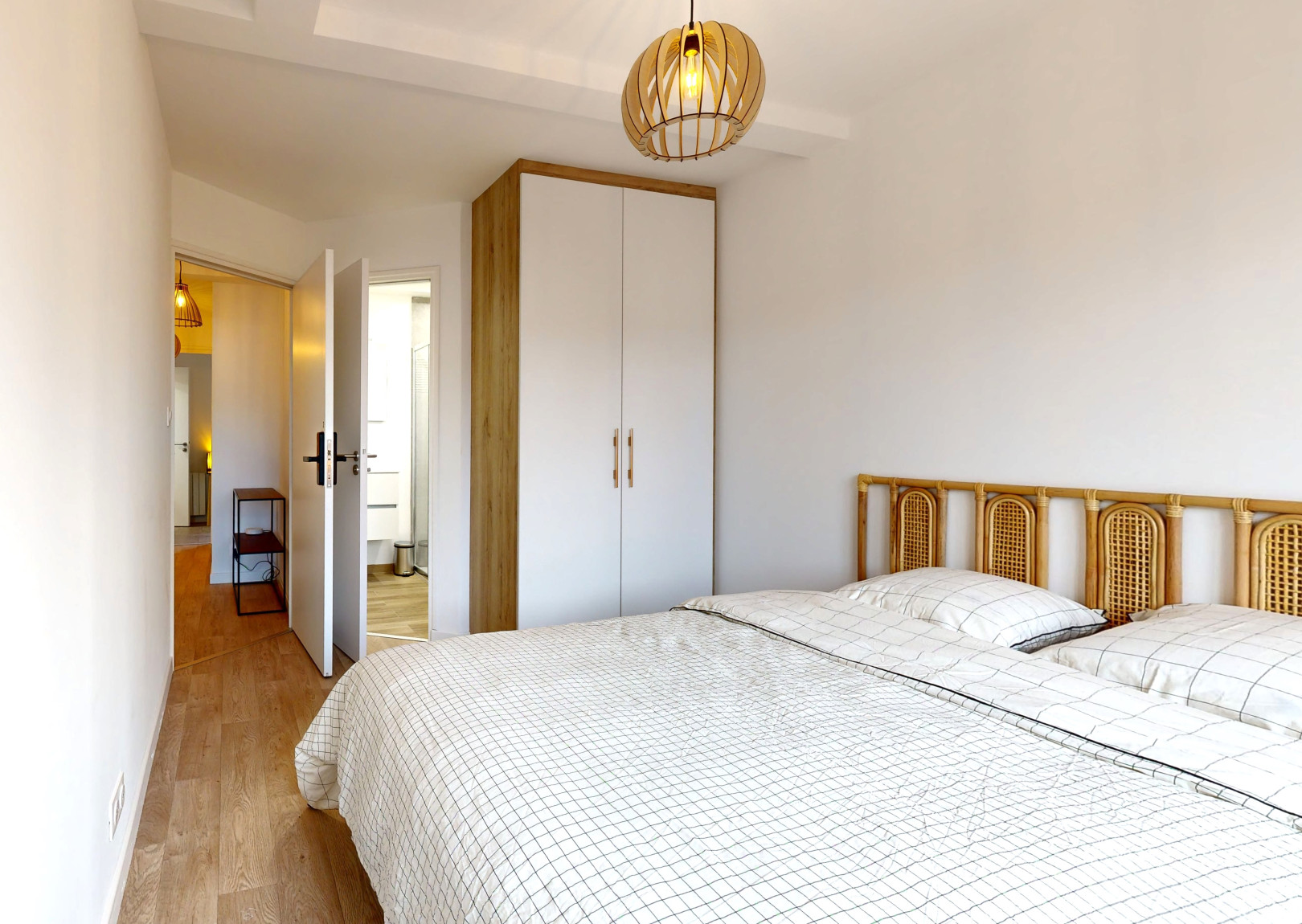 
                                                Location
                                                 Appartement meublé T2 25m² à Rennes