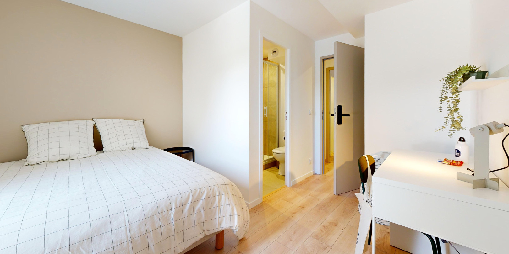 
                                                Location
                                                 Appartement meublé T2 25m² à Rennes