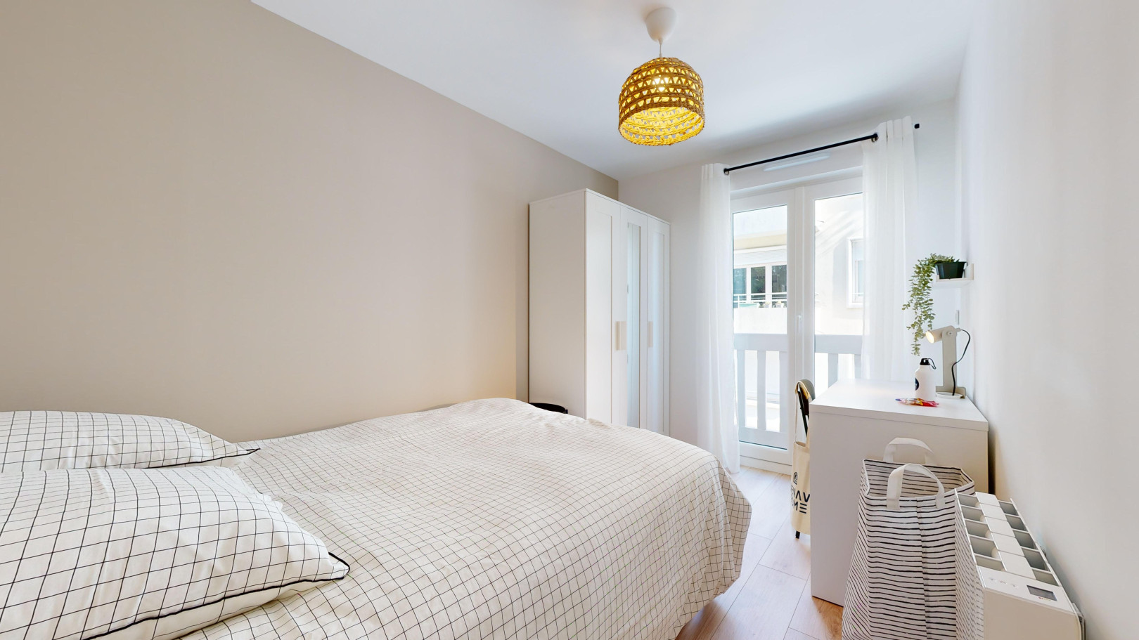 
                                                Location
                                                 Appartement meublé T2 25m² à Rennes