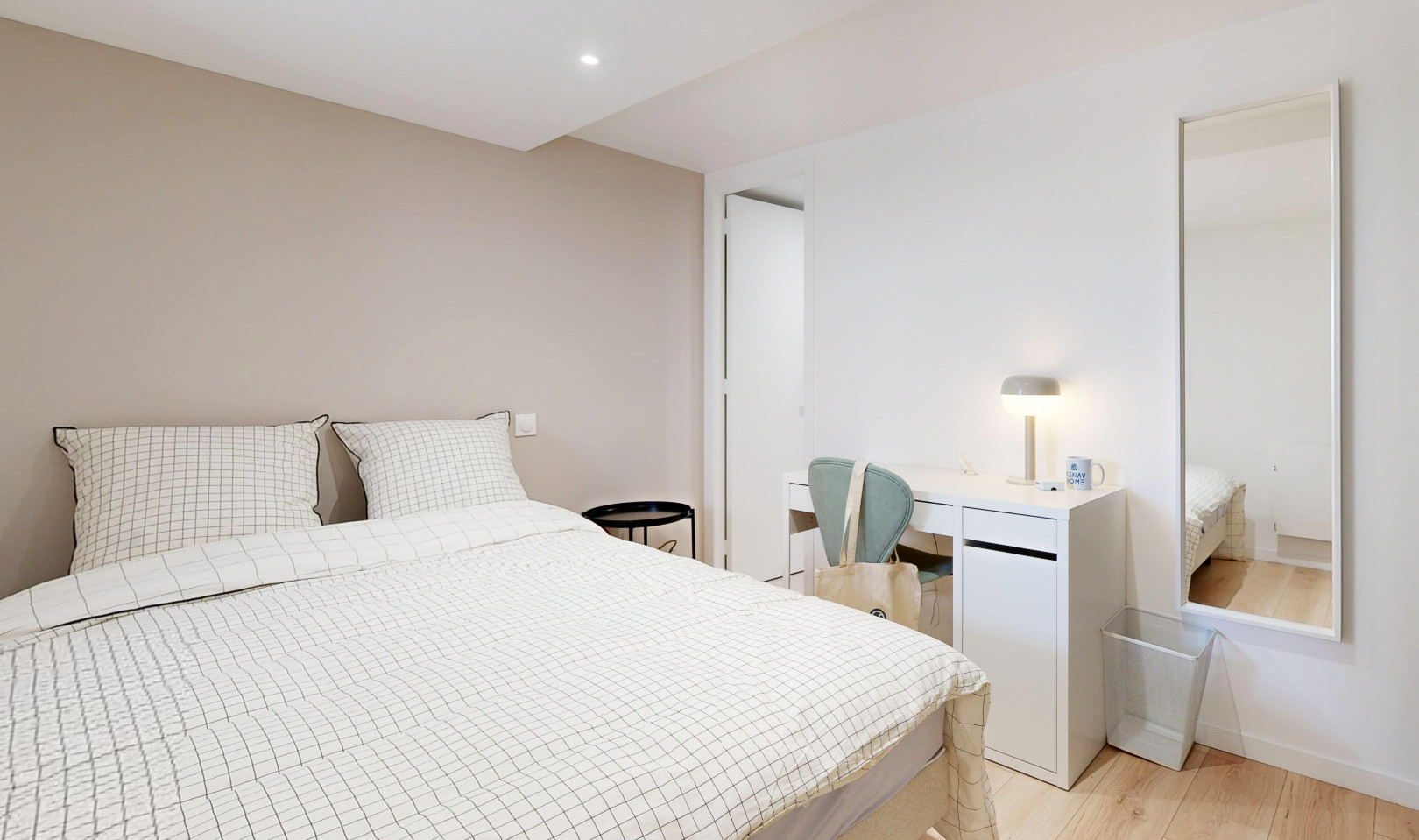 
                                                Location
                                                 Appartement meublé T2 25m² à Rennes