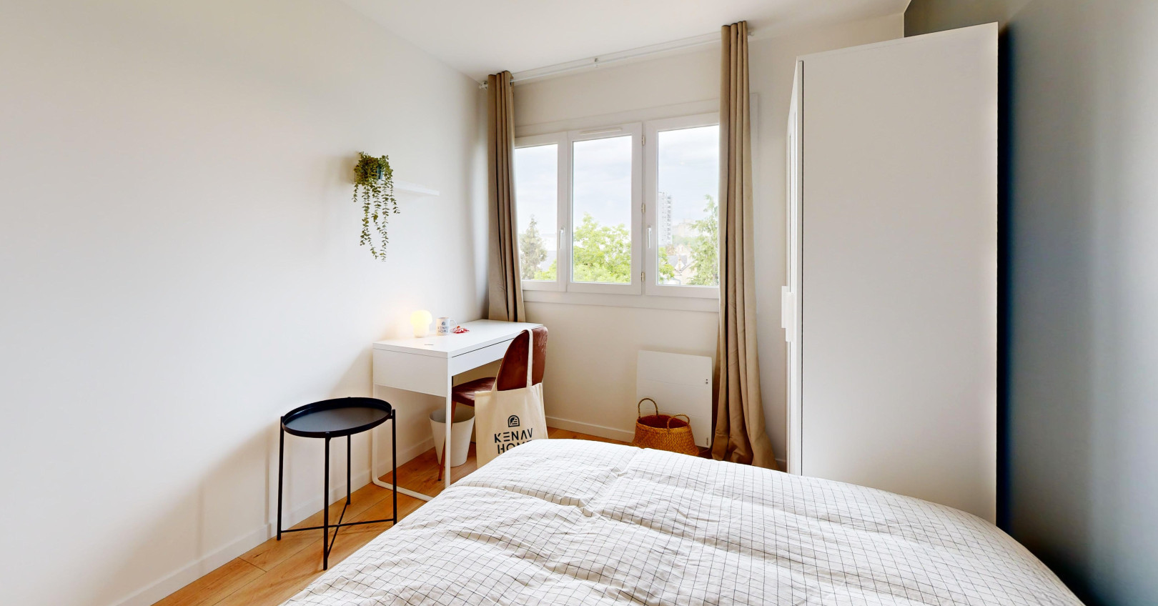 
                                                Location
                                                 Appartement meublé T2 25m² à Rennes