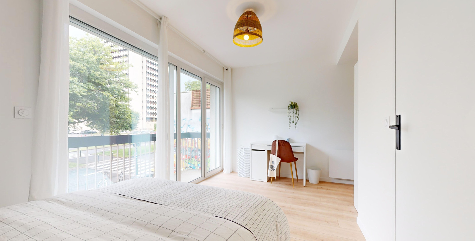 
                                                Location
                                                 Appartement meublé T2 25m² à Rennes