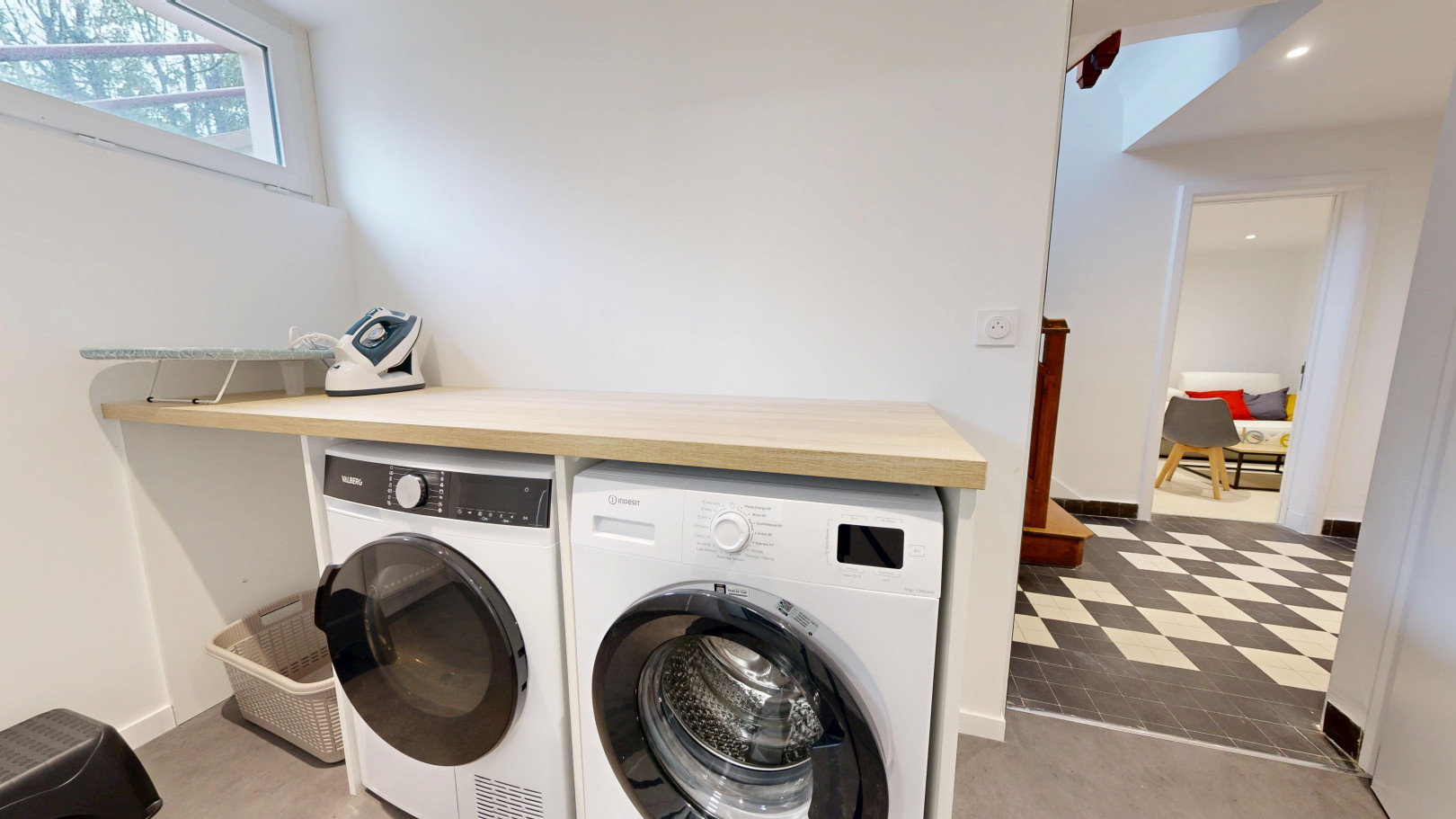 
                                                Location
                                                 Appartement meublé T2 25m² à Rennes