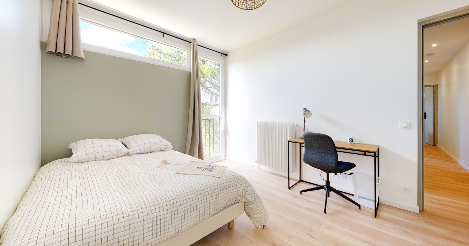 
                                                Location
                                                 Appartement meublé T2 25m² à Rennes